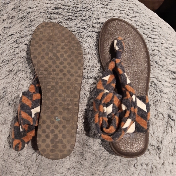 Sanuk Yoga Slings - Picture 2 of 2